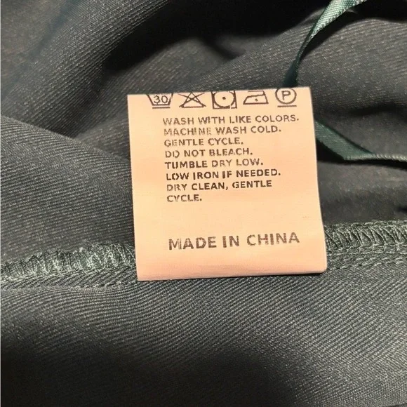 CHICME‎ Green Halter Jumpsuit with Flared High Leg Split Size M - Picture 12 of 12